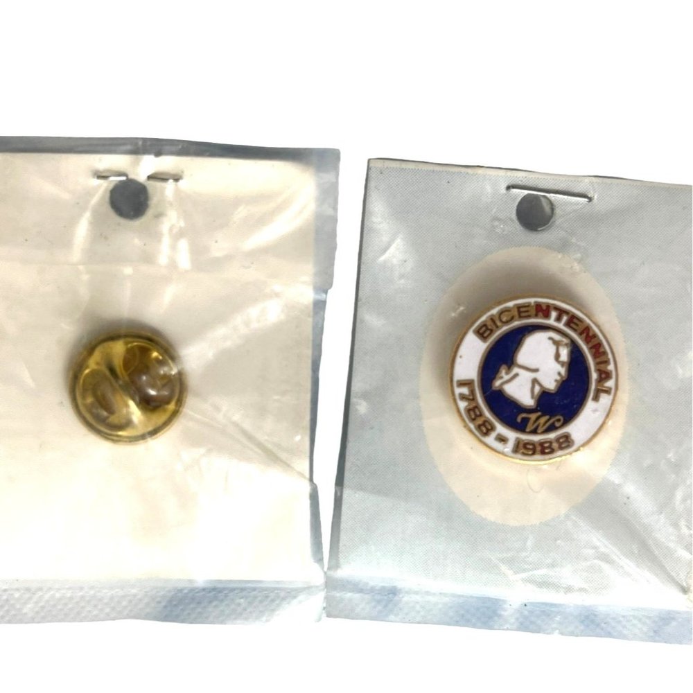 Bicentennial, 1788-1988  Round 1 Inch Pin A187.